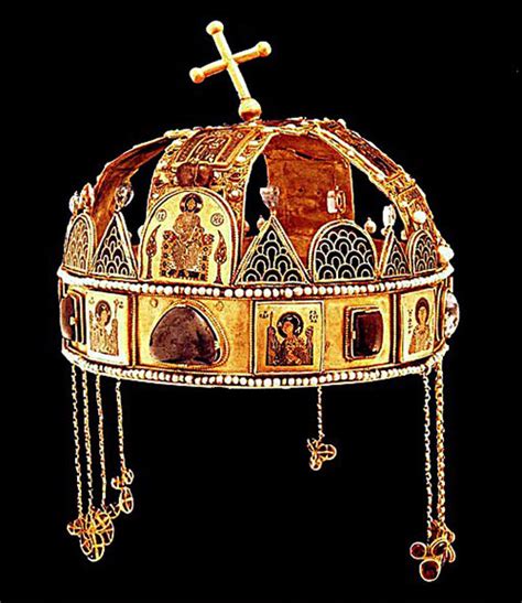 Byzantine Crowns With Pendilia Or Temple Pendants Artful Jewelry Or