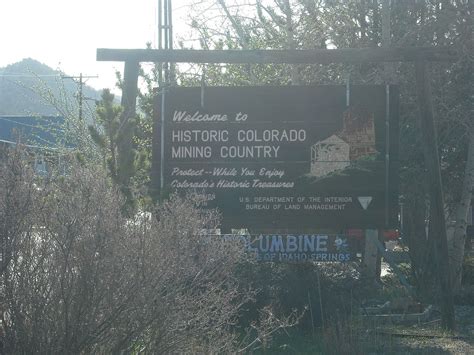 Fileidaho Springs Colorado The Sign Wikimedia Commons