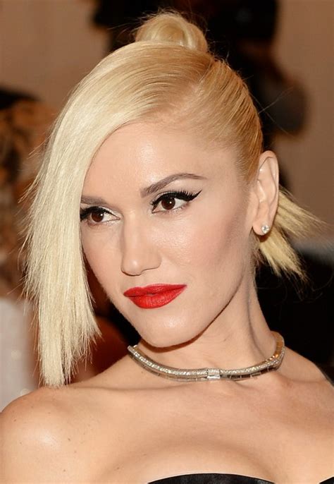 28 Gwen Stefani Hairstyles Gwen Stefani Hair Pictures Pretty Designs