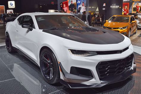 The Muscle Cars Of The 2017 New York Auto Show The Drive