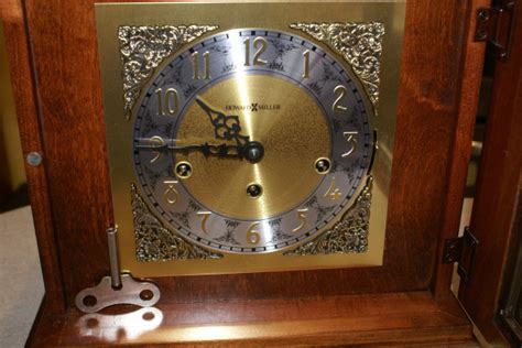 Howard Miller 3 Chime Mantel Clock