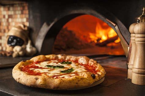 Pizzeria il ternano 828 m. Pizza making tour Roma. Aprende a cocinar pizza en Roma