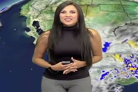 This Footage Of A Weather Girl Has Gone Viral But Can You See Why Mirror Online