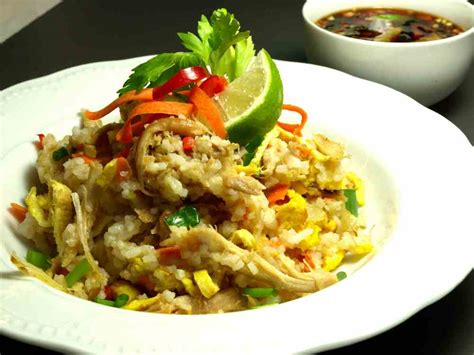 Enkel thai stekt ris oppskrift med beregnet næringsinnhold og