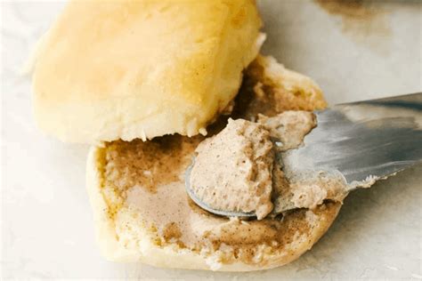 However, these fourth of july vanilla twisters are. Cinnamon Honey Butter (Texas Roadhouse Copycat) | The ...