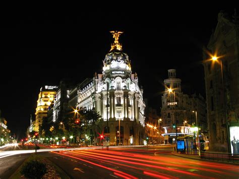It is a modern metropolitan city and an economical and industrial center of spain, and, with its population of nearly 3,5 million people, is also the biggest city in spain. World Visits: Madrid City Spain Capital