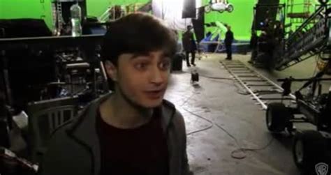 Daniel Radcliffe Thinks Rupert Grint S Walk Is Sexy Videos Metatube