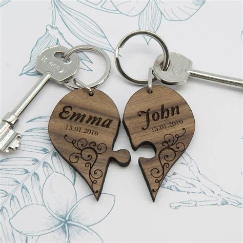 Sometimes it's hard coming up with the right gift ideas for your girlfriend. Personalised Couples Joining Heart Keyring | Love My Gifts