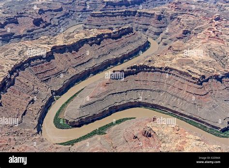 united states utah colorado plateau canyonlands national park meanders of the green river