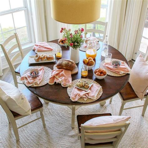Pin By Little Yellow Cottage On Cozy Cottage Dining Dining Area
