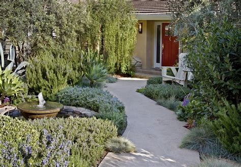From our garden to yours, we share ideas from around the world for designing gardens big and small. Front Yard Landscaping Ideas - Landscaping Network