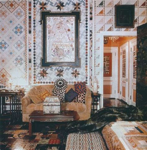 The brand was established in 1976 between gloria vanderbilt and mohan murjani. froulala: Bookworm Weekend: The World of Gloria Vanderbilt