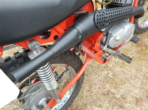 This was a customer supplied bike for restoration. Hodaka Super Rat 93A 1971 AHRMA POG VMX VINDURO
