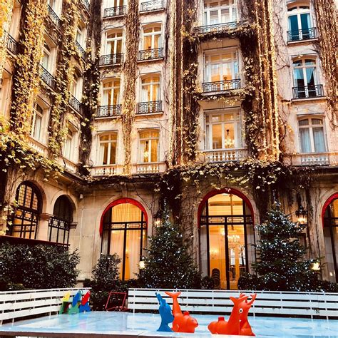 Hotel Plaza Athenee Updated 2022 Reviews Paris France