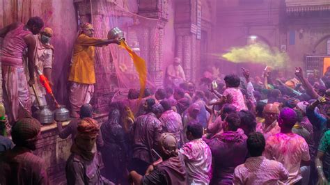 Holi Celebrations In Mathura And Vrindavan