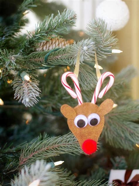 One long strip works great for the candy cane. How to Make a Candy Cane Reindeer Ornament | HGTV