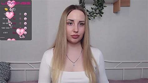 Molly Moore Stripchat Webcam Model Profile And Free Live Sex Show Striptease Chat
