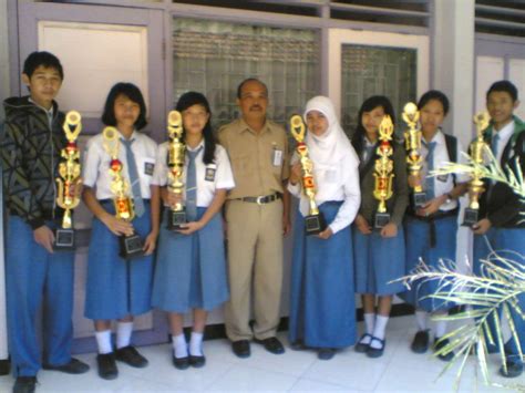 Smp negeri 2 wates merupakan sekolah integrasi dari sekolah teknik (st) pada tahun 1979. Prestasi SMAN 1 Pare di OSN Kabupaten Kediri - Informasi ...