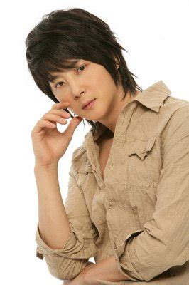 He is a member of the boy group shinhwa. Shin Hye Sung