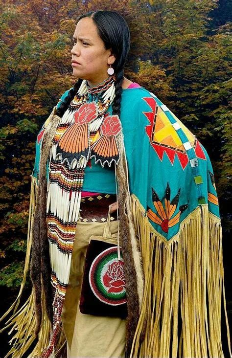 Lays Chez A Cherokee Native American Dress Native American Women Native American Beauty
