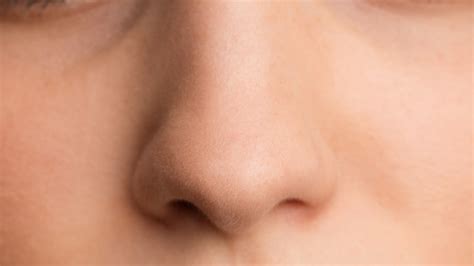 Heres What It Really Means When The Inside Of Your Nose Itches All