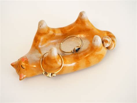 My family and kids friendly videos about custom painting, diy crafts, mashup and other fun staf with toys like mlp or equestria girls. Cat lover gift - Cat ring holder - Cat ring dish - Ginger ...