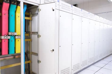 6 Things You Should Know Before Choosing Industrial Cooling Equipment