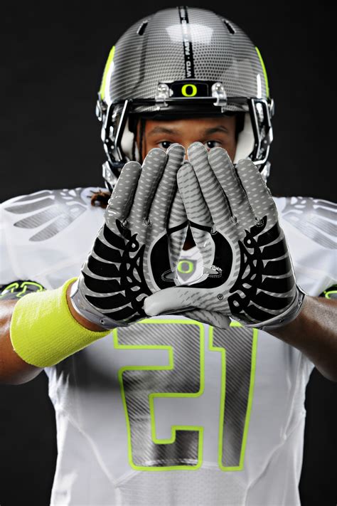 Check out the best college football moments from week 12. The Oregon Ducks' New BCS Uniforms: Where's the Mallard ...