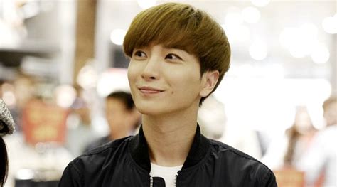 It felt like a fitting way to spend my 19th birthday in quarantine and to start my last year as a teenager! Park Jung-soo (Leeteuk): Profil, Fakta, Agama, dan Wajib ...