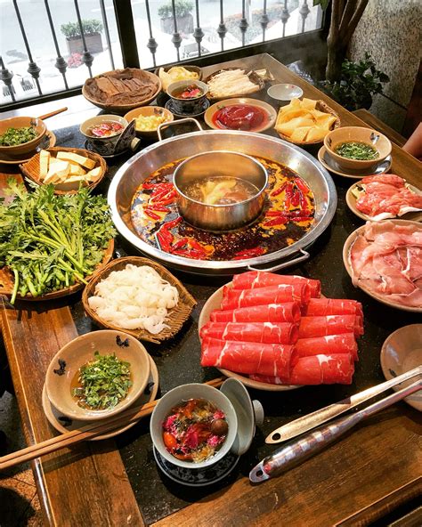 See recipes for korean hotpot too. Hong Kong 香港 | Khmer food, Hot pot recipe, Aesthetic food