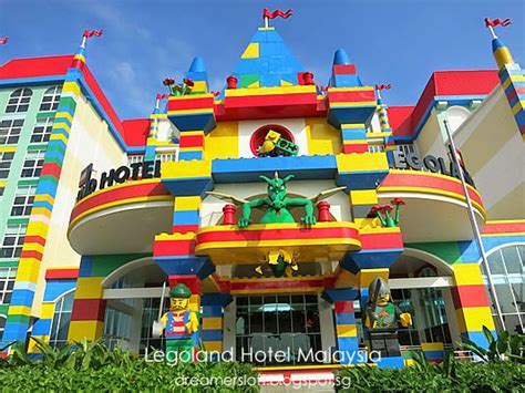 So you can choose your hotel near legoland. DreamersLoft: Legoland Hotel Malaysia - May 2014