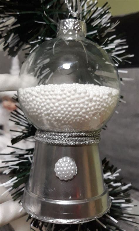 DIY Glam Christmas tree ornament. Candy Machine Ornament | Silver