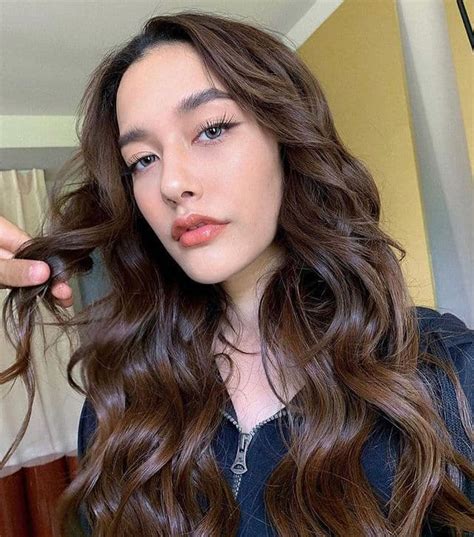 Jun 02, 2021 · นักแสดงหญิง ญีนา ซาลาส (จีน่า) ชุดแต่งงาน ภาพถ่ายแฟชั่น นักแสดง #yeenasalas #yeena_sa #yeenasalasfanclubs #ชุดเเต่งงาน #ชุดเจ้าสาว จีน่า ญีนา ประวัติ นางเอกดาวรุ่งหน้าสวยจากละคร บาปอยุติธรรม