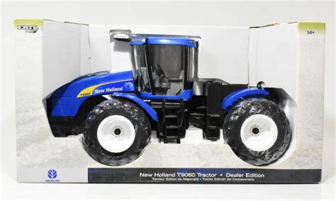 116 New Holland T9060 4wd Tractor Dealer Edition Daltons Farm Toys