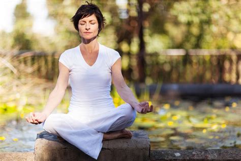 4 Steps To Create Your Own Meditation Garden Young And Raw