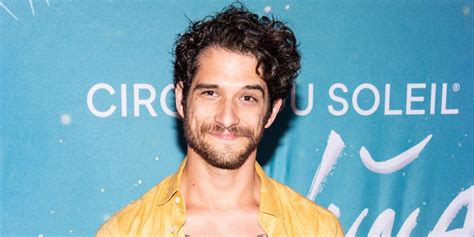 Tyler Posey Joins Onlyfans With A Nude Guitar Serenade Paper