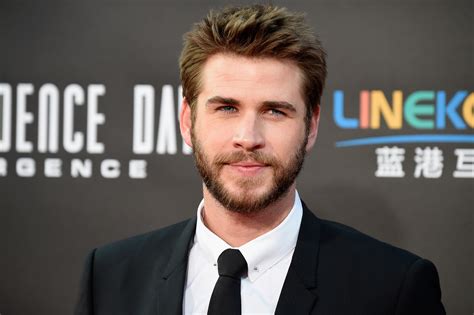 Actor liam hemsworth and russian tennis player karen khachanov are the latest dopplegangers to stun the internet. Is Liam Hemsworth On Snapchat? He's a Social Media King ...