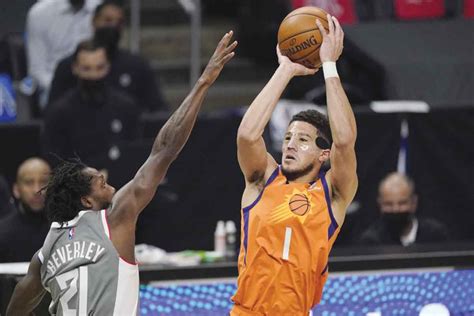 Suns beat Clippers, one win away from Finals