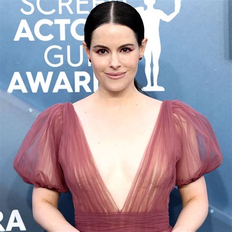 Emily Hampshire Reflects On Investing In Therapy After Heartbreak Us Weekly