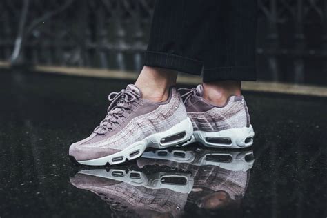 Nike Air Max 95 Premium “purple Smoke” Agoodoutfit