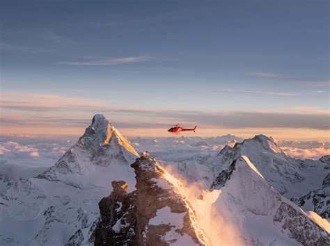 Schweizer Helikopter Rettungsunternehmen Mit Sitz In Zermatt