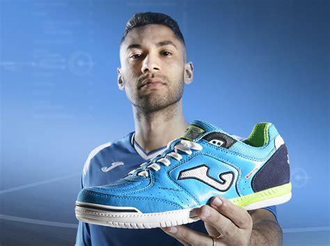 El movistar inter no podrá defender su título de campeón de europa, sumaba dos de manera. El modelo Top Flex Movistar Inter | JOMA
