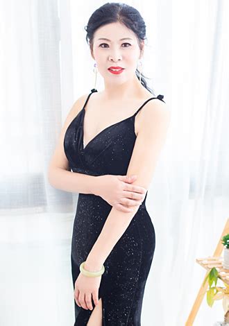 China Member Profile Meizhen From Nanchang Yo Hair Color Black