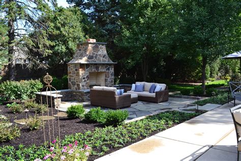 Outdoor Fireplace And Paver Patio Northbrook Decks Pergolas And Stone Paver Patios