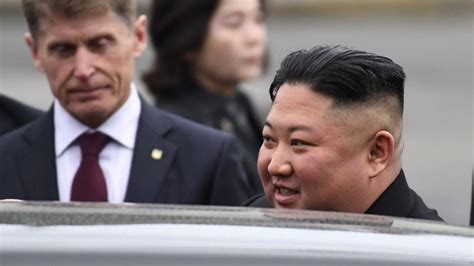 Daimler Has No Idea Where Kim Jong Un Got His Limos For Putin And