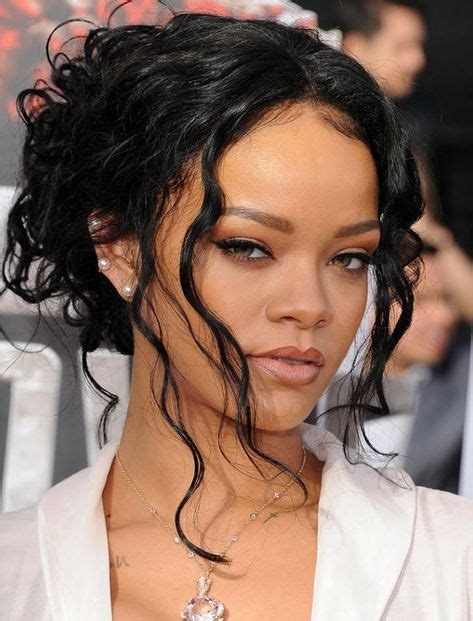 Les 25 Meilleures Idées De La Catégorie Coiffure Rihanna Sur Pinterest