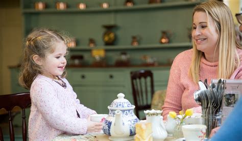 Mothering Sunday Lunches Afternoon Tea Hampshires Top Attractions