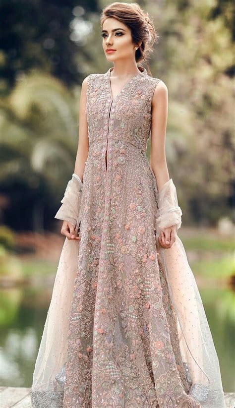 Pin By Samreen Aslam On Pakistani Bridal Wear And Formal Dresses