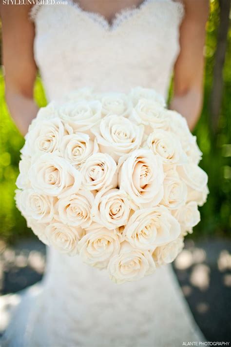 Pin By Melissa Tom On Wedding Rose Bridal Bouquet White Rose Bridal