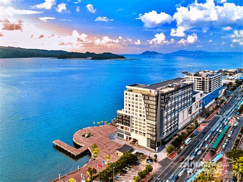There is a translation service, a business centre and … Marriott Hotel Kota Kinabalu - Amazing Borneo Tours